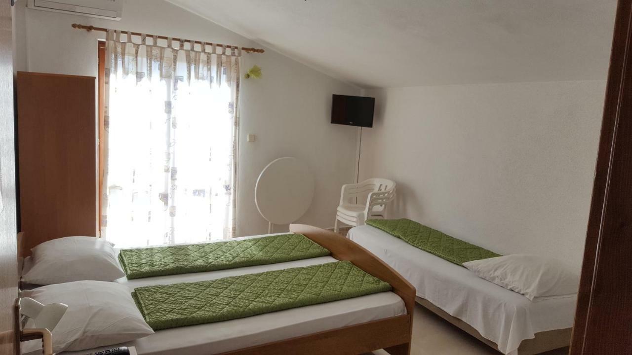 Studio Apartmani Marinella Baska Voda Exterior photo
